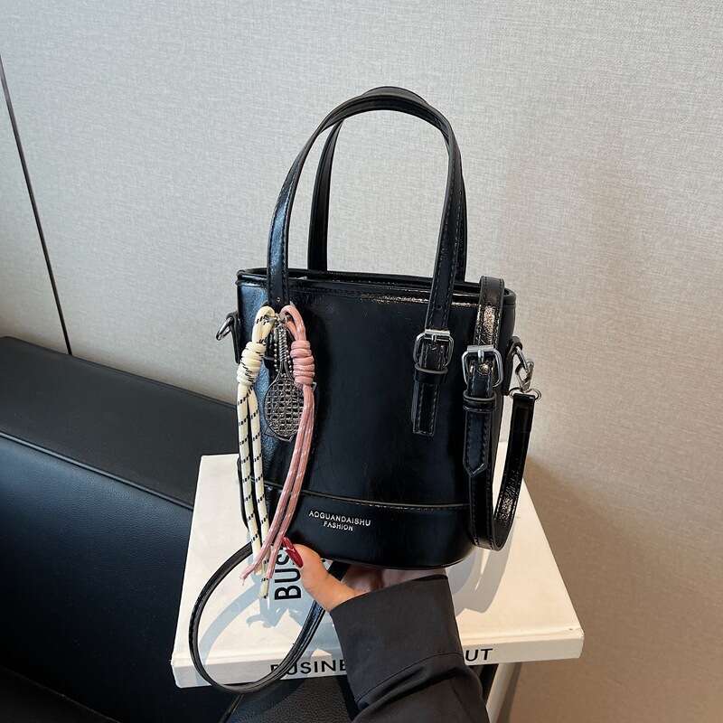 High-end Handbag for Women 2025 New Simple Versatile Crossbody Fashion Trendy Bucket Bag