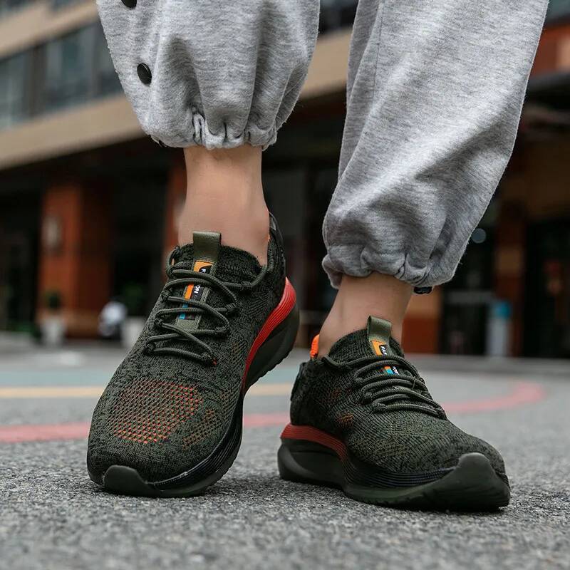 Ddmyoutdoor Trendy Grey Light Casual Men Comfortable Socks Running Shoes Low Cut Breathable Mesh Large Size Man Sneakers Outdoor Shoes