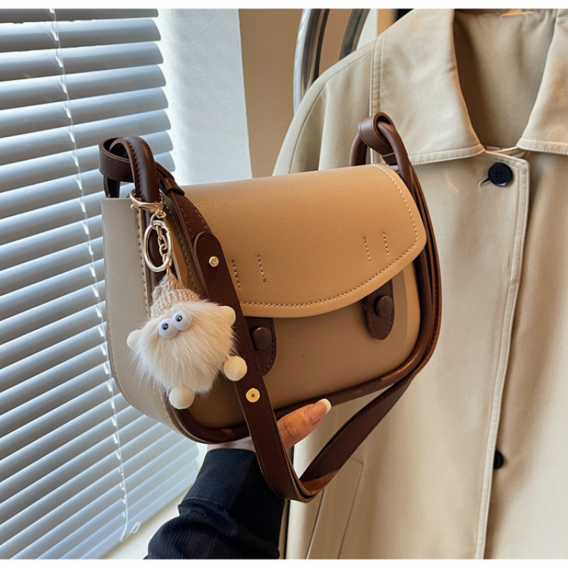 Brand High Quality New Style New Fashion Niche Small Bag Single Shoulder Textured Underarm Versatile High-end Crossbody Saddle Bag New Free Delivery D