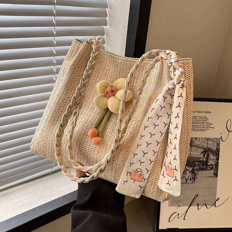 Niche Woven Bucket New Class Commuter Tote Women Large Capacity Temperament Holiday Shoulder Vintage Korean Straw Bag