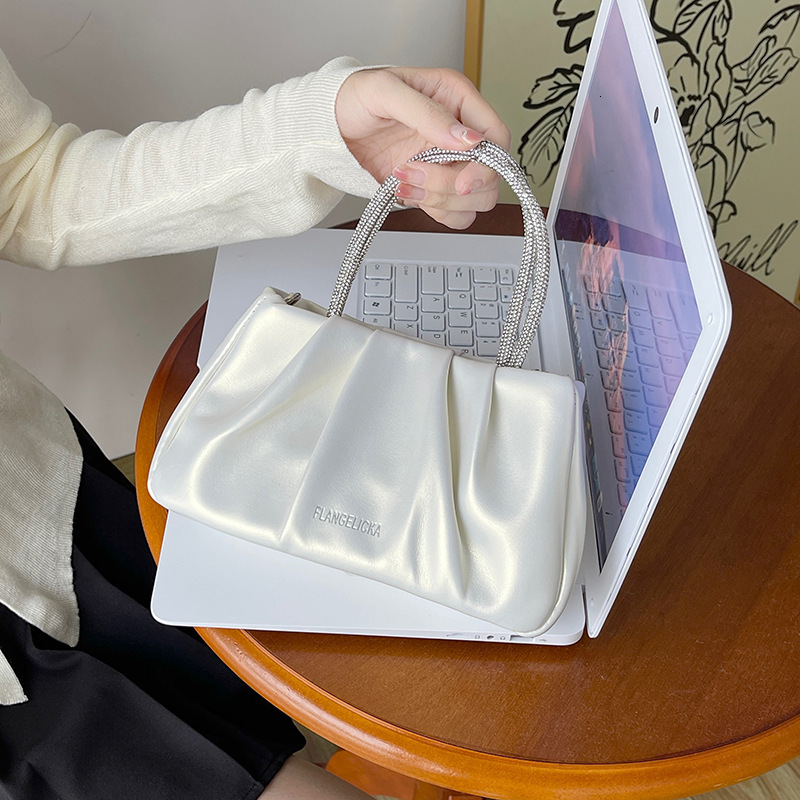 designer Pleated Cloud Bag for Women 2025 New Trendy Fashion Silver Handbag Versatile Ins Chain Crossbody Bag