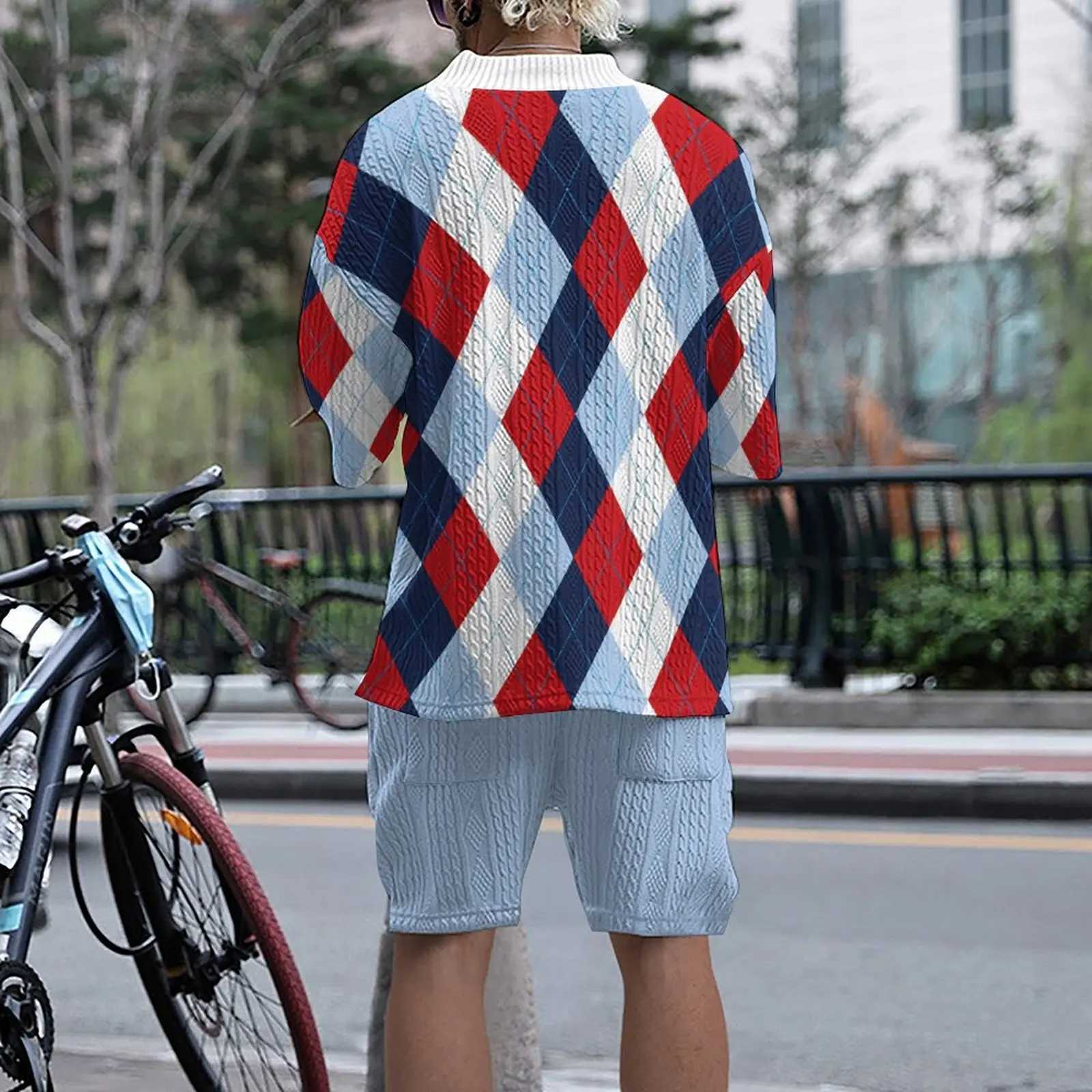 High Quality Mens Set 2024 Summer New Cool 3D Printed Mens Clothing V-neck Short-sleeved T-shirt And Shorts Two-piece set W250609