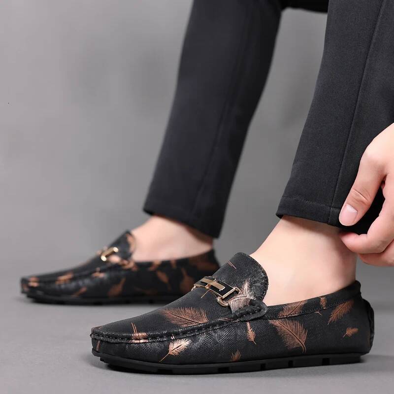 Ddmyoutdoor MAEDEF Men S High Quality Slip On Loafers Classics Fashion Leather Casual Male Shoe Comfortable Outdoor Driving Flats Shoes Outdoor Shoes