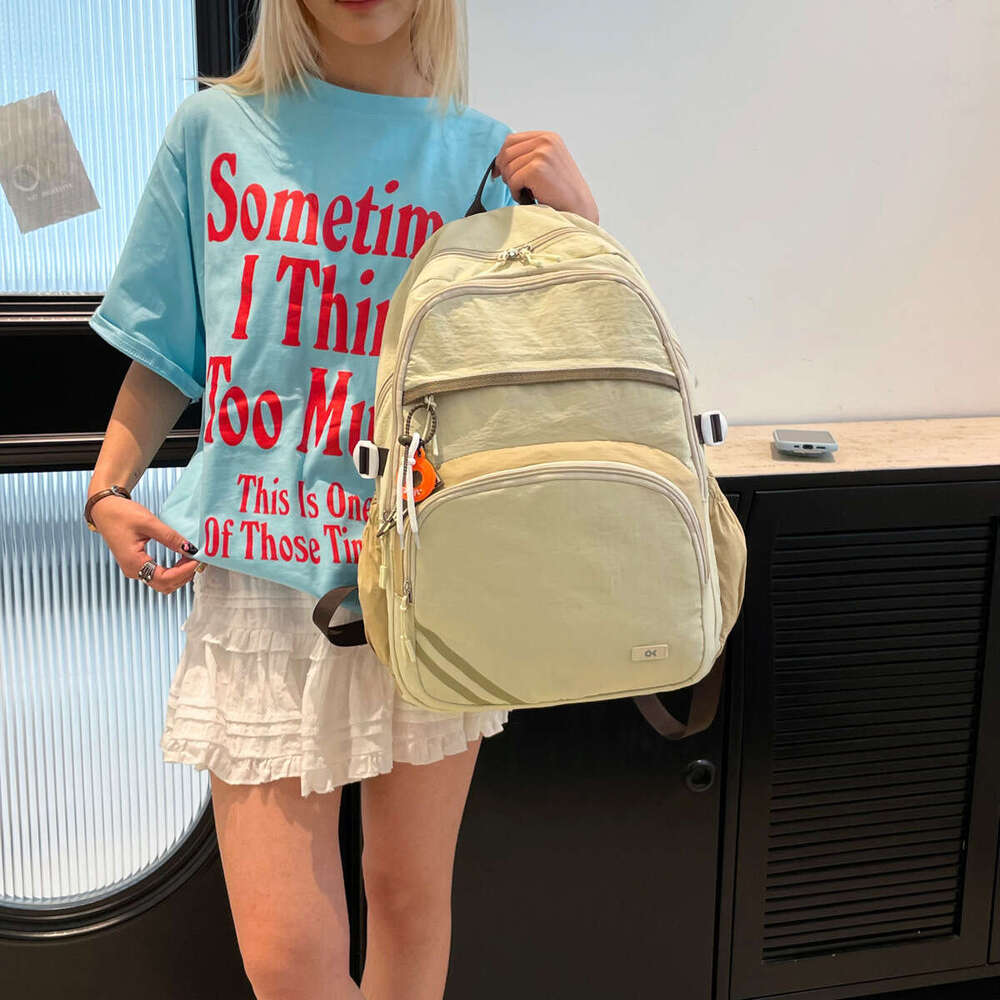 New Casual Ultra-light Student Unisex Travel Backpack Large Capacity Elementary School Bag for Girls