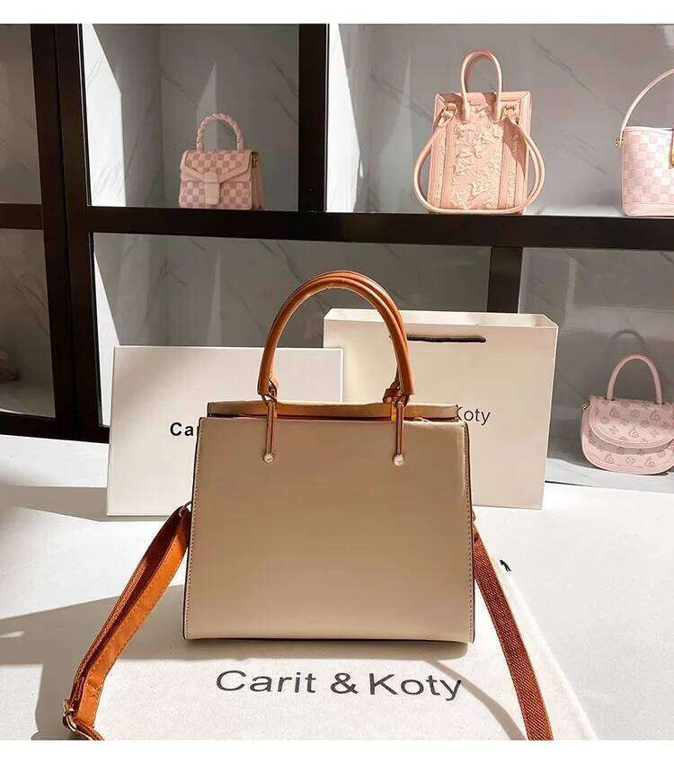 High Quality Fashion Embroidery Women Handbag Textured Leather Square Large Cpacity Casual Tote Shoulder Messenger Bag