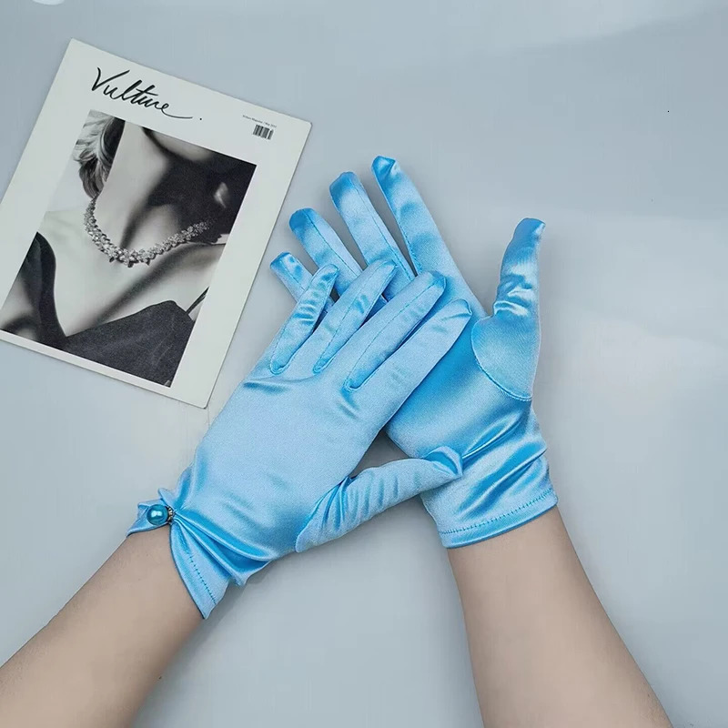 Elegant Pearl Driving White Mittens Bridal Wedding Banquet Accessories Short Satin Elastic Etiquette Dress Gloves 250603