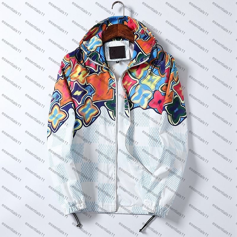 2025 New designers Mens jackets Thin Men Waterproof Wind Breaker Coat Zipper Hoodie Jacket Quick Drying Sport Luxury Autumn Slim Outerwear Clothing Windbreaker