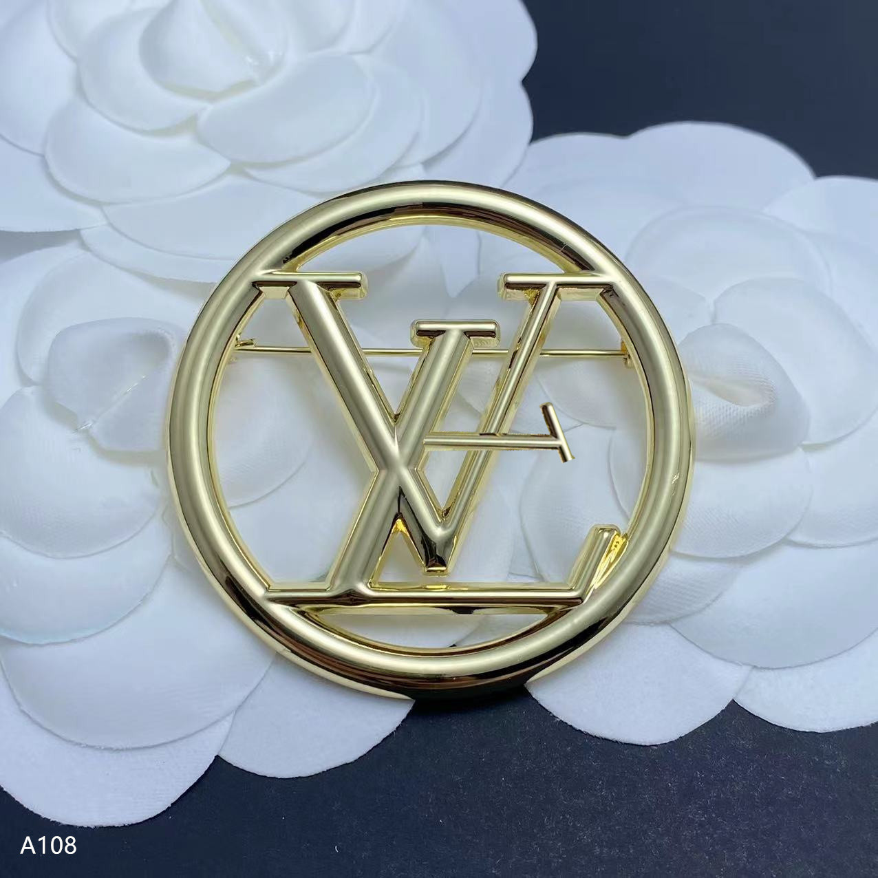 Luxury Women Designer Brooch Brand Letter Brooches 18K Gold Plated Jewelry Men Broche Charm Pearl Pins Brooches Unisex Party