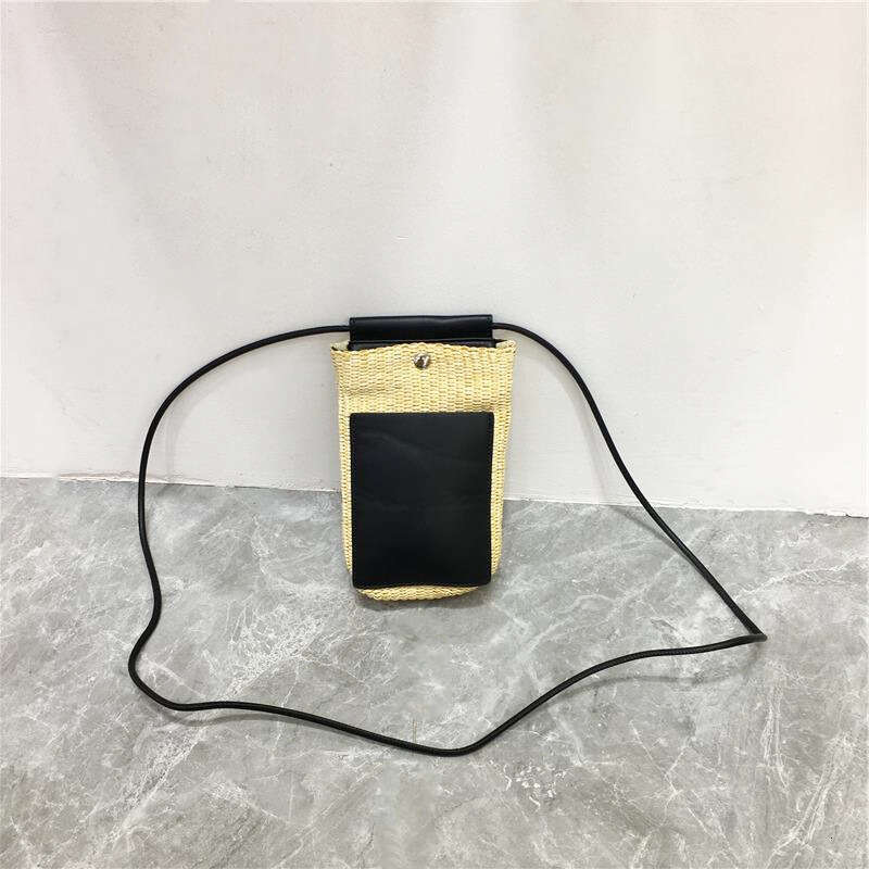 This Season Mobile Phone Simple Casual Summer Patchwork Straw Niche Lightweight Versatile Shoulder Crossbody Small Bag