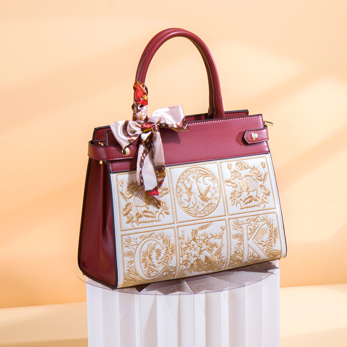 Freeshipping Designer Bags Luxury Women's 2025 New Style Chinese Embroidered Handbag Mother's Day Middle-aged Mom Wedding Bag Birthday Gift