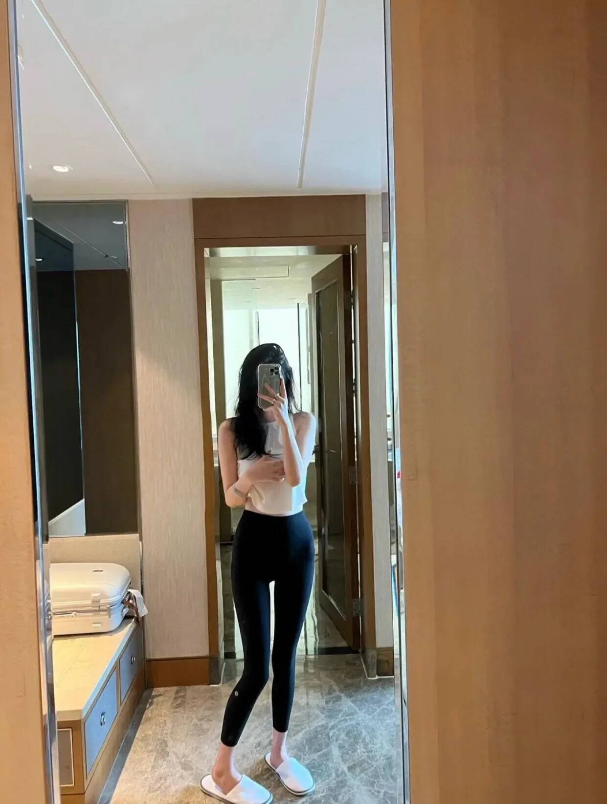 2025 summer ice yoga Yoga Waist Tight Running Training Nine-point Pants Abdomen High Elastic Fiess