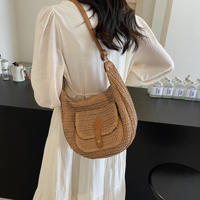 Leisure HighCapacity Seaside Beach Vacation Grass Woven Bag for Womens Versatile Crossbody Shoulder Bag 250605