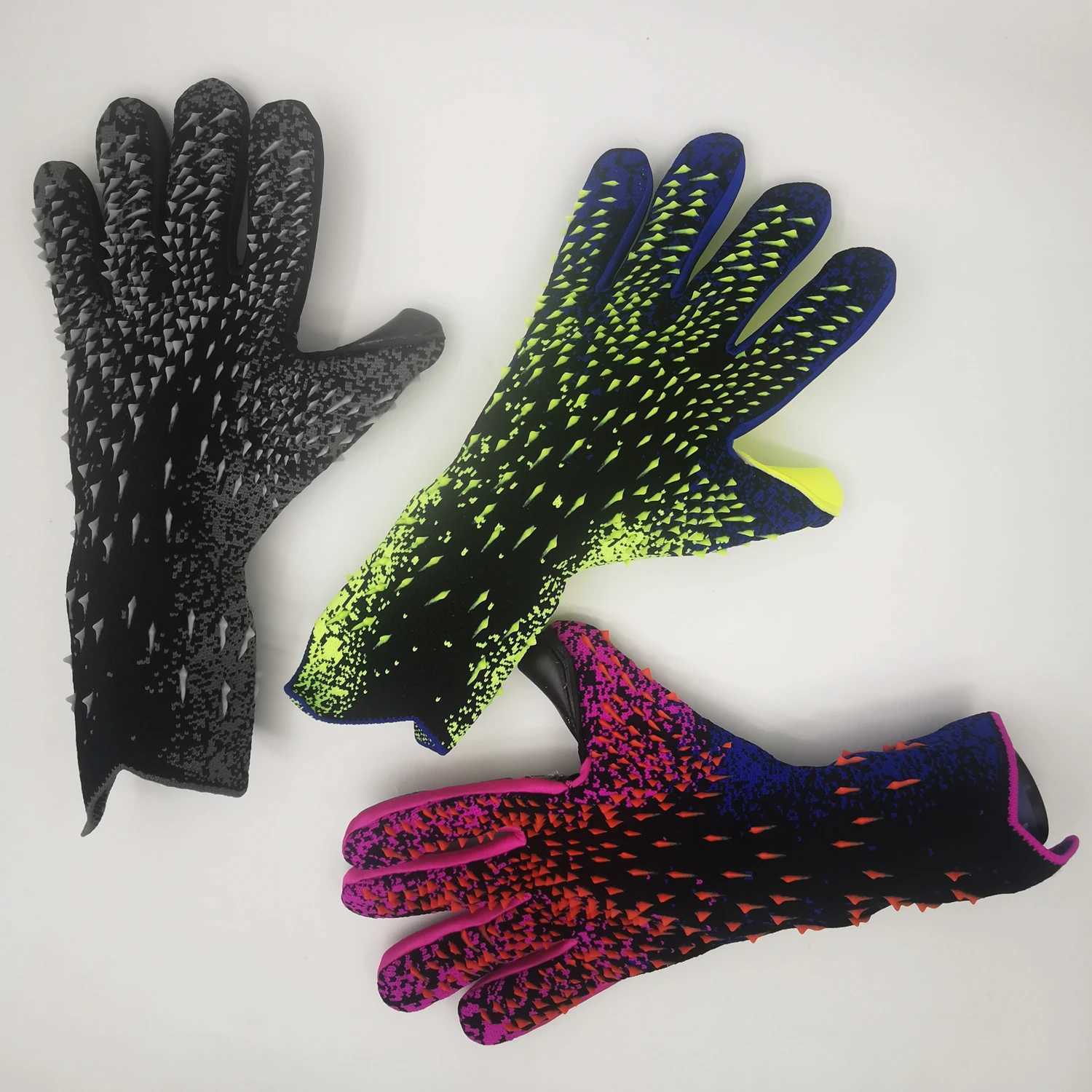 Soccer Goalie Gloves for Children and Men Strong Grip Football Soccer Latex Thickened Protection Kids Adult Goalie Gloves Sports XJ250606