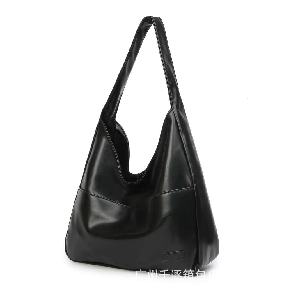 2025 New Lazy Style Soft Leather Tote Women Fashionable Shoulder for College Students Underarm Bag