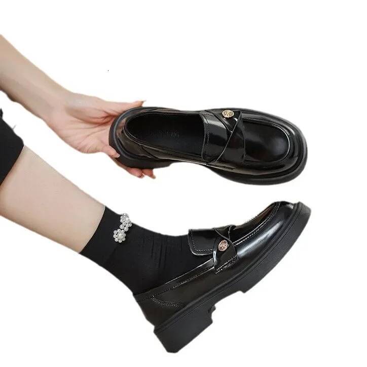 ddmyoutdoor Women Loafers Spring Autumn Retro Fashion Brown Anti Slip Round Toe Elegant Outdoor Comfort Commuting Banquet Casual Shoes Outdoor Shoes