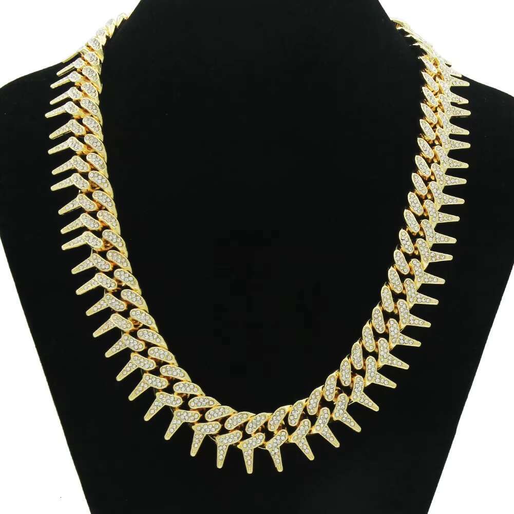 Hot Sale Hip-Hop Style Bold Full Diamond Geometric Cuban Alloy Necklace Bracelet Set