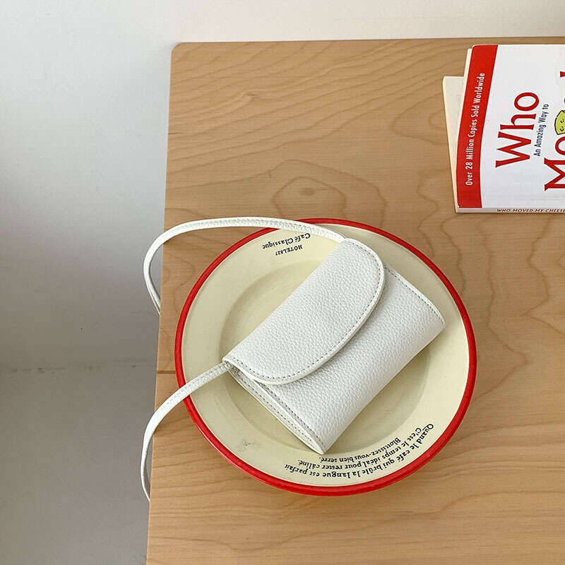 Korean Niche Women's 2025 New Versatile Simple Shoulder Crossbody Summer Elegant Trendy PU Small Square Bag