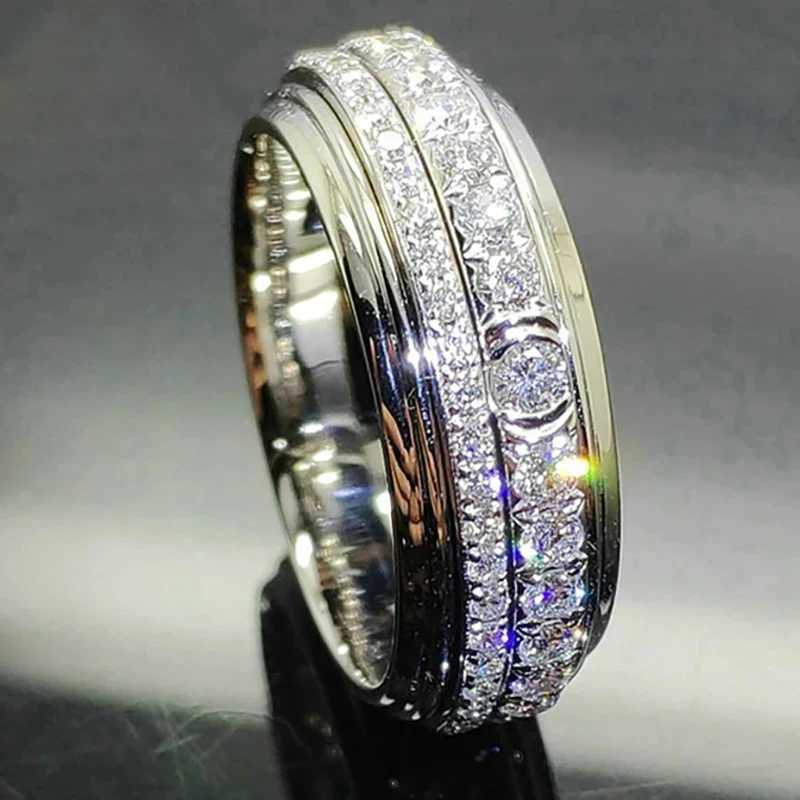 Huitan Creative Promise Rings AA Cubic Zircon Sparkling Wedding Rings for Women Silver Color Engagement Trendy Jewelry Drop Ship W250606