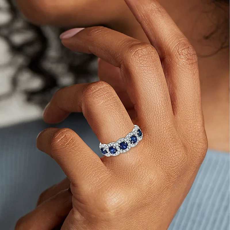 925 Sterling Silver Elegant Female Rings Blue/White CZ Stone Finger Ring for Women Sparkling Band Fashion Jewelry Gift XJ250606