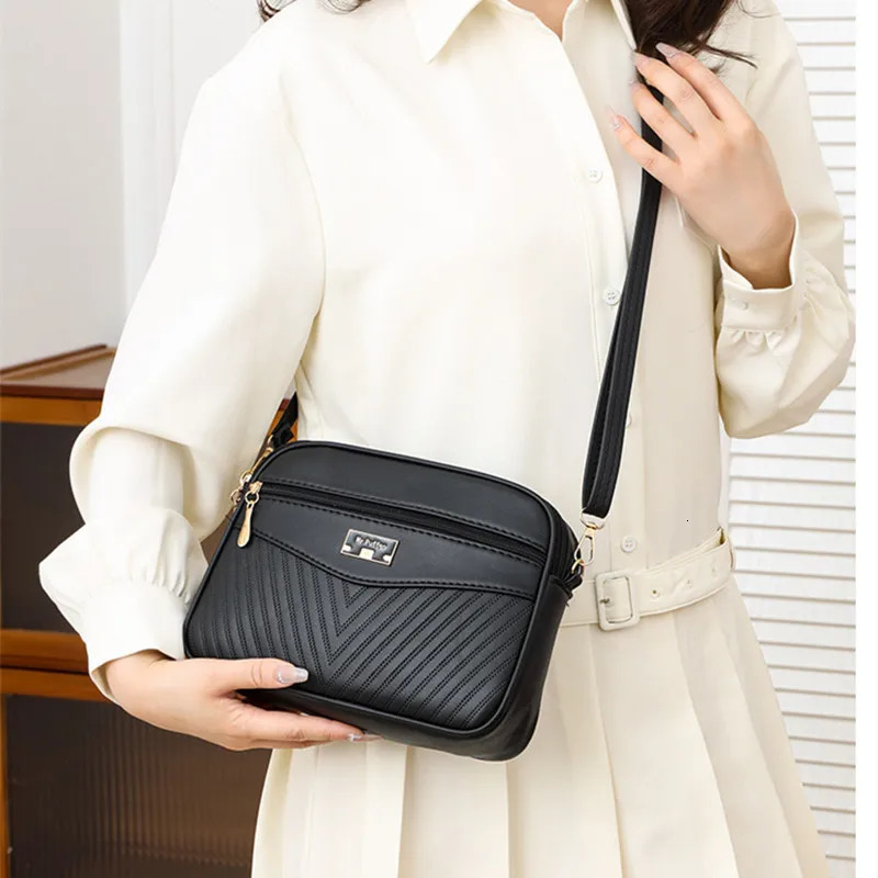 Summer Womens Handbag Skew Cross Underarm Bag with Foreign Trade Printing One Shoulder Small Square Bag 250605