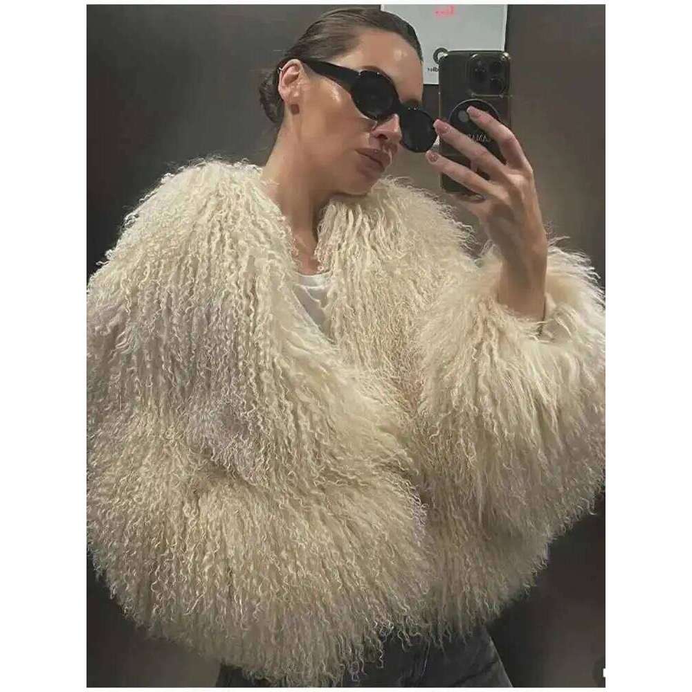 LGRQ 2025 winter fur coat,tassels round neck full sleeves jacket,warm thickness boober coats WQ10534