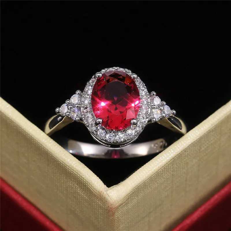 925 Sterling Silver Cubic Zirconia Rings for Women Romantic Oval Red Stone Engagement Wedding Ring Valentines Gift for Lover XJ250606