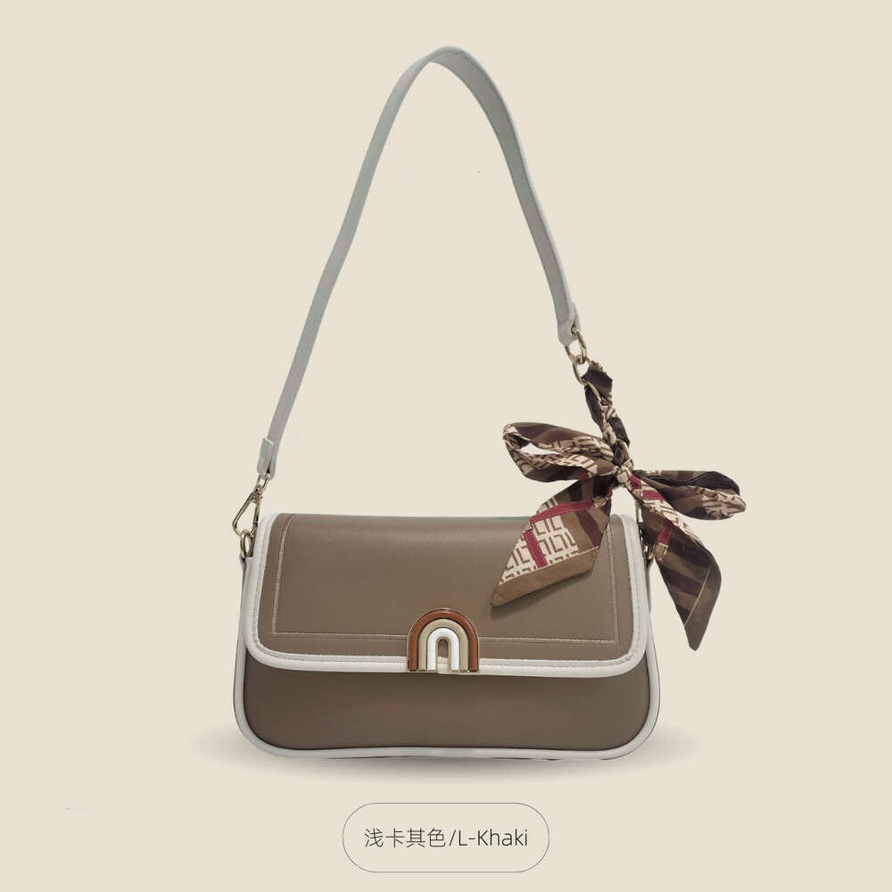 Small Square for Women New Niche Design Arch-Shaped Lock Scarf Saddle Bag Single Shoulder Underarm