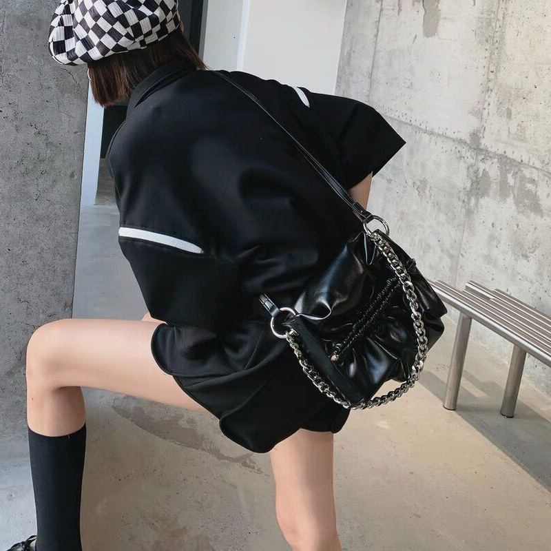 designer HyunA Style Korean Niche Design Personality Pleated Chain Shoulder Crossbody Bag High-Quality Cloud Bag for Women