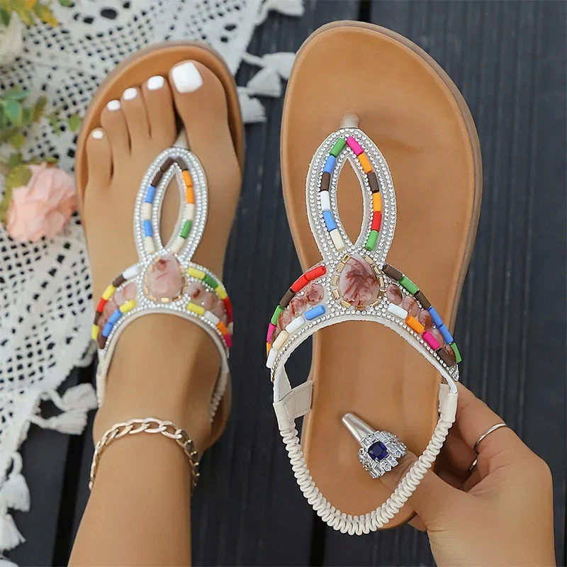Bohemian Shiny Crystal Flat Sandals for Women Summer String Bead Decor Flip Flops Comfort Lightweight Slip-On Beach Shoes 250605