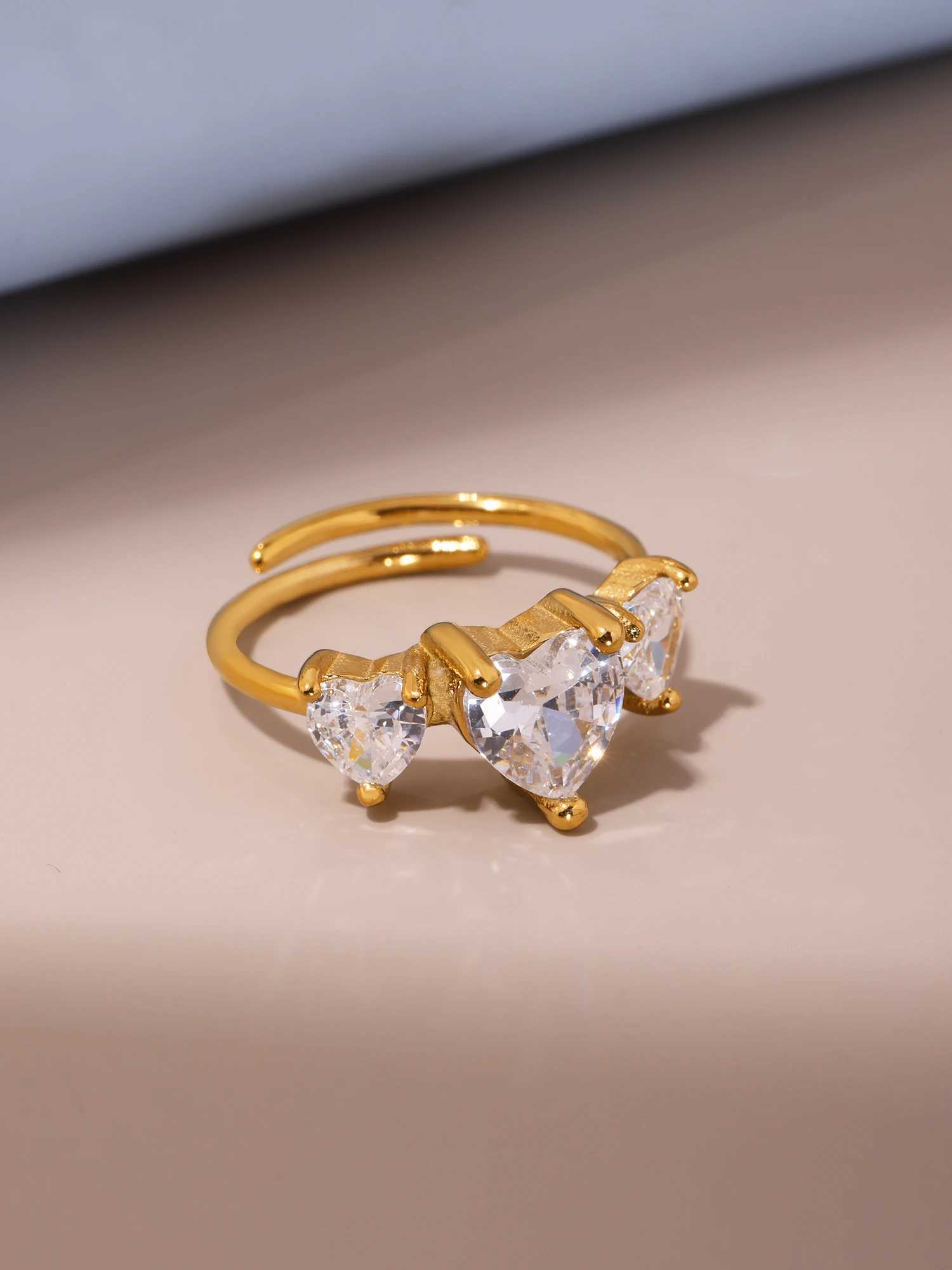 Bright Love Heart Zircon Rings For Women Gold Plated Stainless Steel Adjustable Female Ring Luxury Woman Jewelry XJ250606
