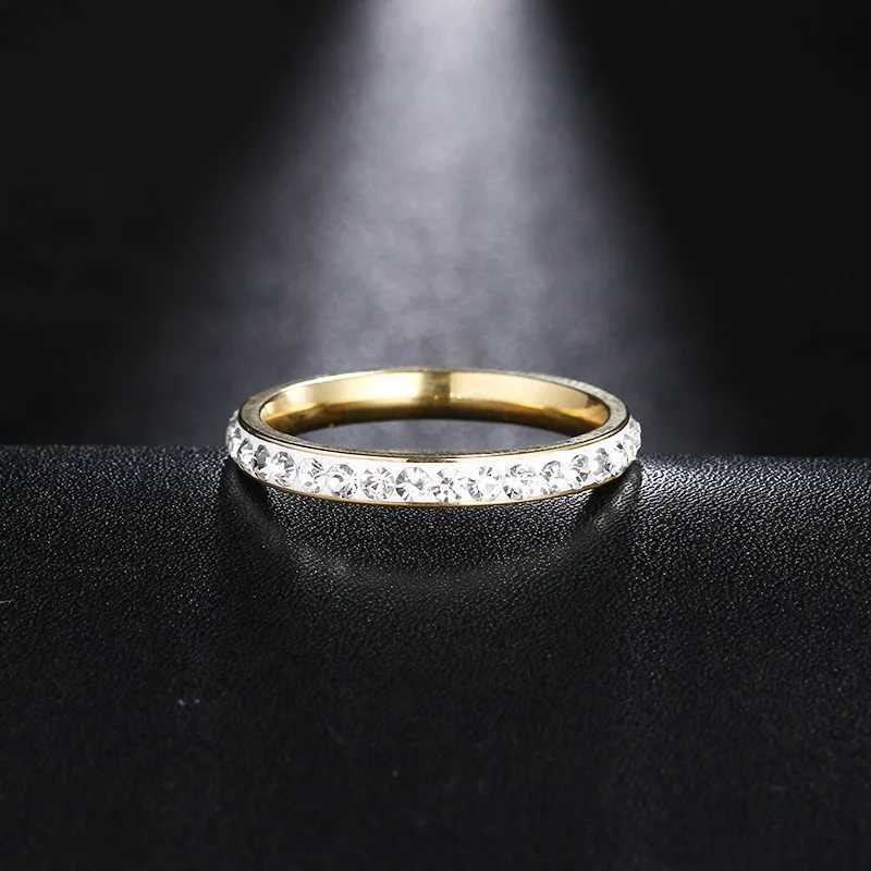 QianBei 3MM Stainless Steel Ring for Women One Row Rhinestone Christmas Ring W250606