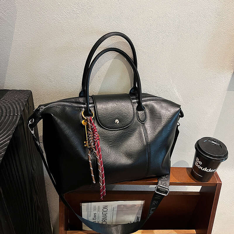 High-end Large Capacity Handbag 2025 New Simple Classic Fashion Commuter Shoulder Tote Women's Bag