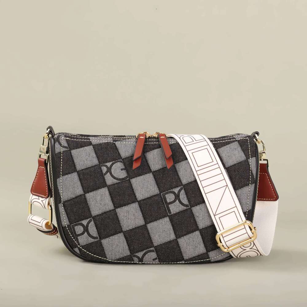 PG Handbag 2025 New Shoulder Crossbody Light High-End Fashionable Versatile Women's Bag