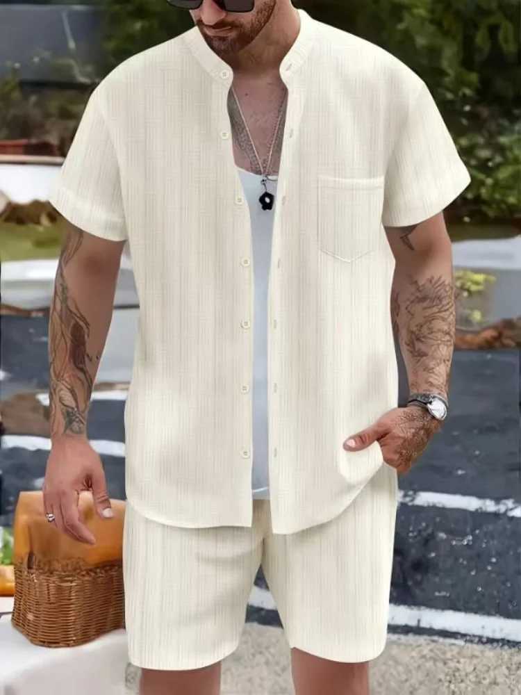 2025 Summer Hot Mens Fashion Henry Collar Jacquard Pocket Shirt Daily Casual Solid Color Drawstring Shorts Beach Two-Piece Set W250609