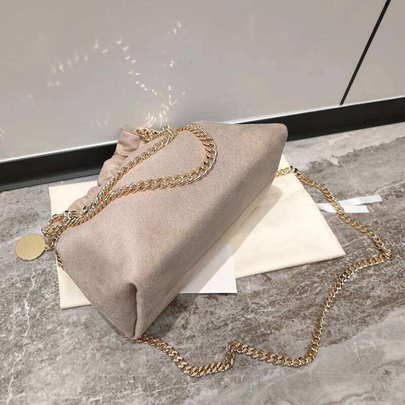 2025 New Single Shoulder Crossbody Fashion Versatile Drawstring Handbag Light Design Women's Chain Bag Large Capacity