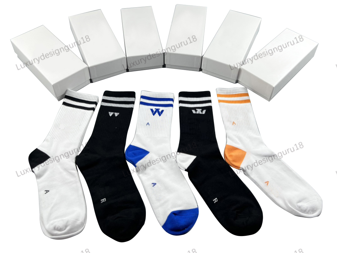 designer socks mens socks womens socks high-quality pure cotton socks mensocks fashionable and breathable knitted cotton socks wholesale