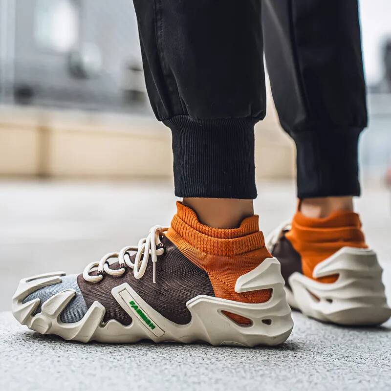 Ddmyoutdoor Hot Selling Fashion Summer Trainers Breathable Socks Running Sneakers Outdoor Sports Shoes Men Zapatillas Hombre Outdoor Shoes