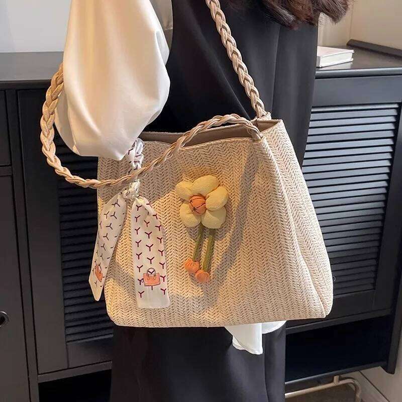 Niche Woven Bucket New Class Commuter Tote Women Large Capacity Temperament Holiday Shoulder Vintage Korean Straw Bag