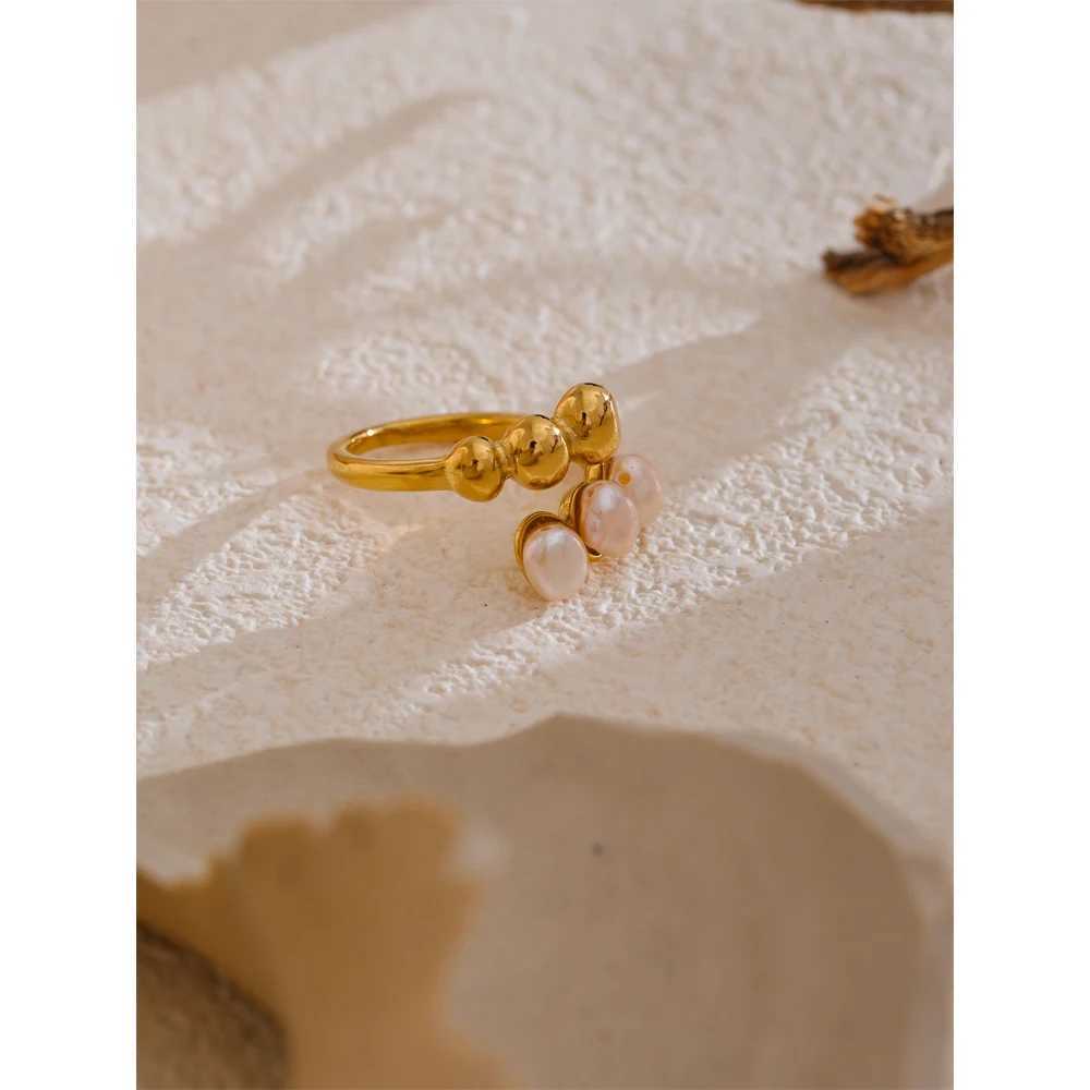 Yhpup Natural Freshwater Pearl High Quality Adjustable Embrace Ring for Women Stainless Steel Charm Fashion Jewelry Gift W250606