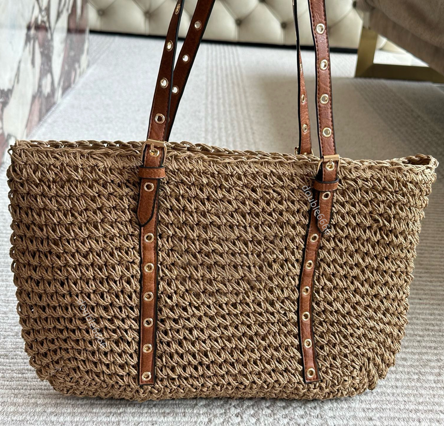 Designer Women's Summer Beach Vacation Travel Bag Beach Straw Shoulder Bag Grass weaving Tote Bag Large Capacity Shopping Bag Duffle Bag Commuter Bag crossbody bag