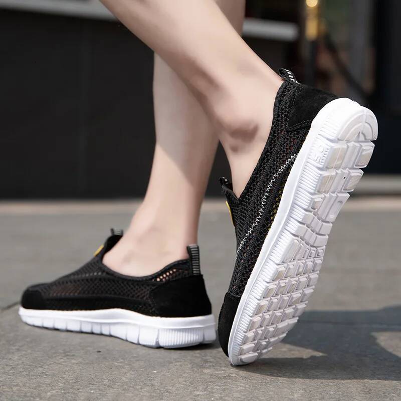 Ddmyoutdoor Summer Men Sneakers Hollowed Out Classic Casual Breathable Mesh Jogging Without Straps Lightweight Walking Shoes Tenis Masculino Outdoor S