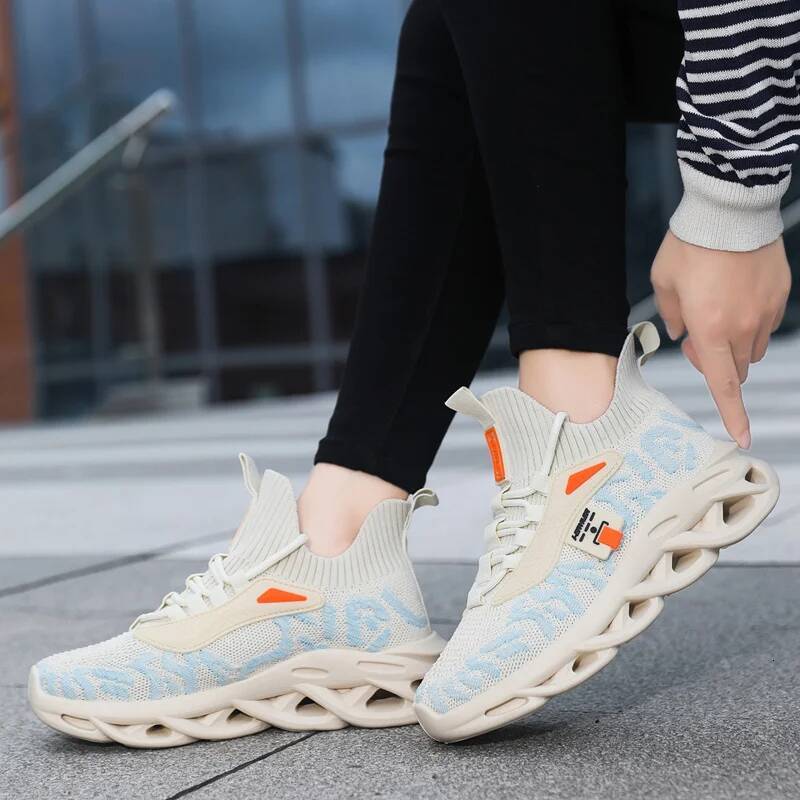 Ddmyoutdoor Hot Sale Beige Running Man Trainers Breathable Socks Men S Summer Sneakers Lightweight Sport Shoes Running Hombre Outdoor Shoes