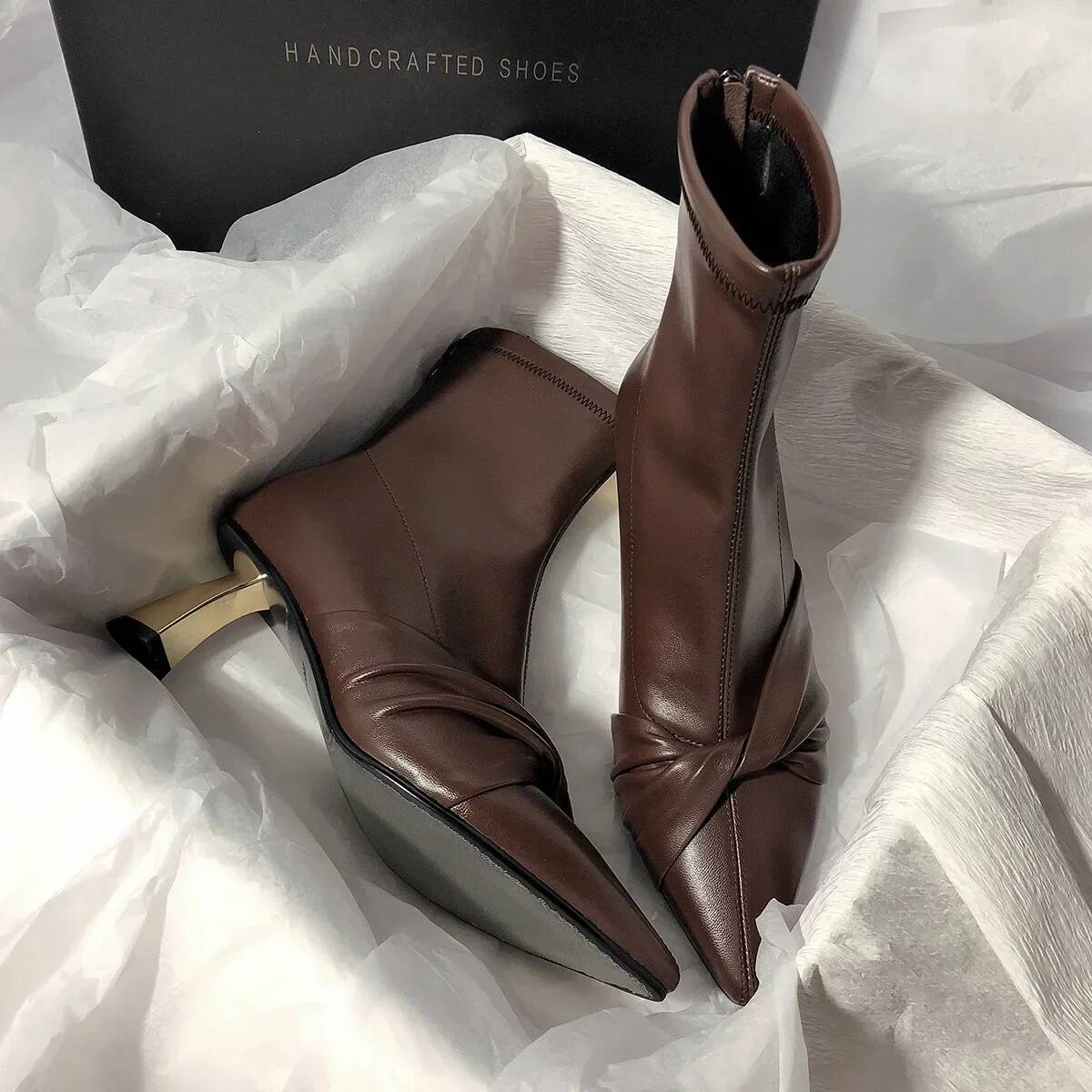 Ddmyoutdoor Vintage Brown Ankle Boots Fashion Elegant Pointed Toe Shoes Autumn Winter High Heel Women Designer Short Booties Outdoor Shoes