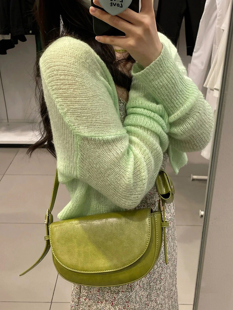 designer Korean INS Niche Super Popular Handheld Underarm Bag for Women 2025 New Retro Versatile Single Shoulder Crossbody Saddle Bag