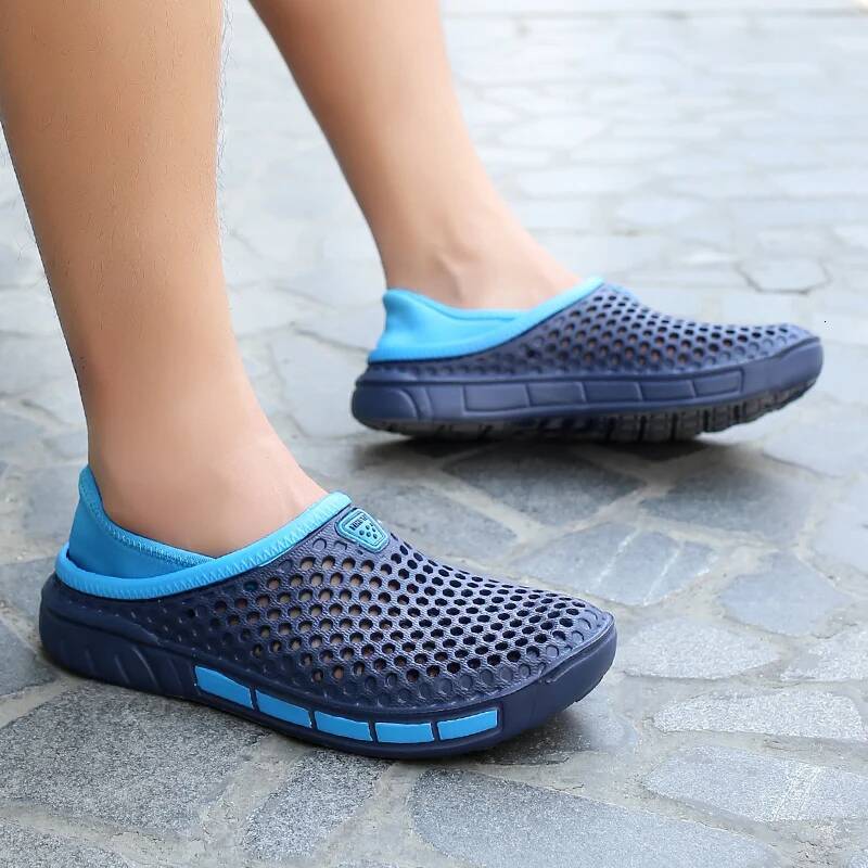 Ddmyoutdoor Summer Beach Sandals Breathable Men Casual Shoe Hole Shoes Light Clogs Home Garden Outdoor Male Flat Slippers Big Size outdoor shoes