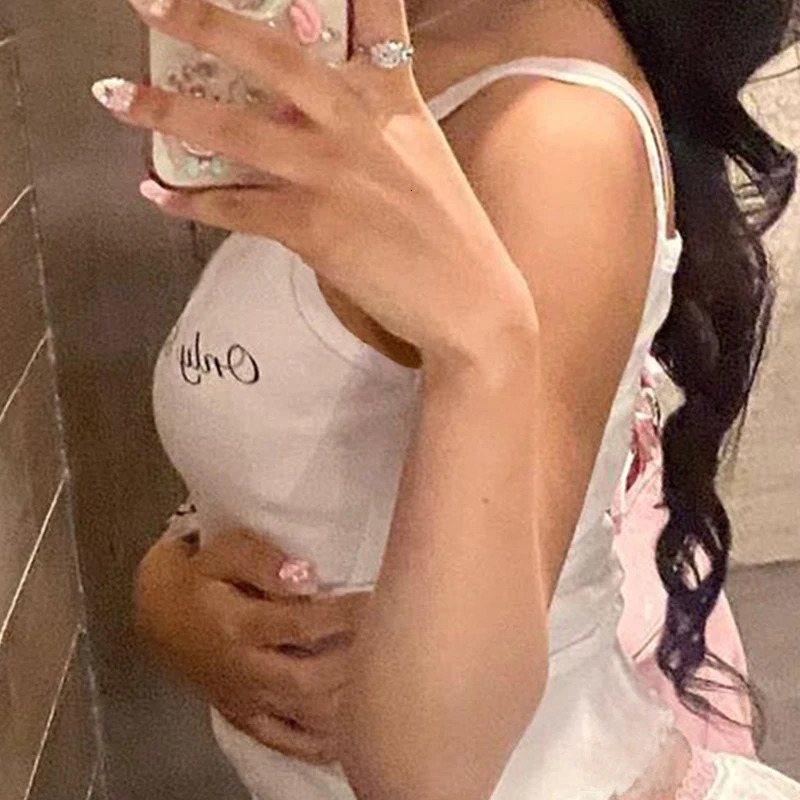 Letter Print Women Sexy Gothic Street Tshirt Y2k Aesthetic Hip Hop Sleeveless Vest Rock Vintage Clothes Harajuku Tee 2000s 250527