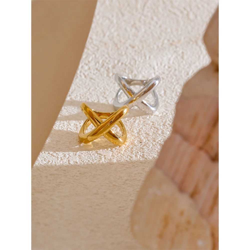 Yhpup 6789# PVD Plated Statement Stainless Steel X-Shape Geometric Finger Ring Waterproof Smooth Metal Handmade Polished Jewelry W250606