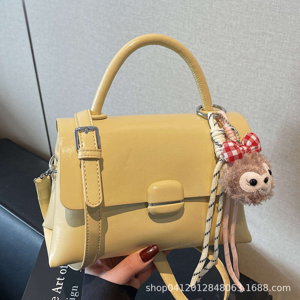 Large Capacity Tote for Women 2025 New Fashion Underarm Crossbody Small Square Bag Soft Leather Casual Texture Stylish Trendy