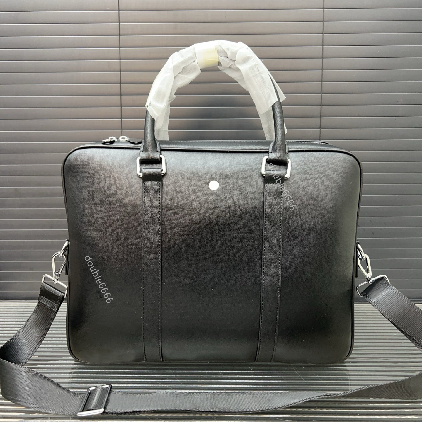 Designer Man's fashion classic briefcase Business bag Durable handbag Laptop bag High quality crossbody bag Shoulder bag Work bag Document bag Tote bag messenger bag