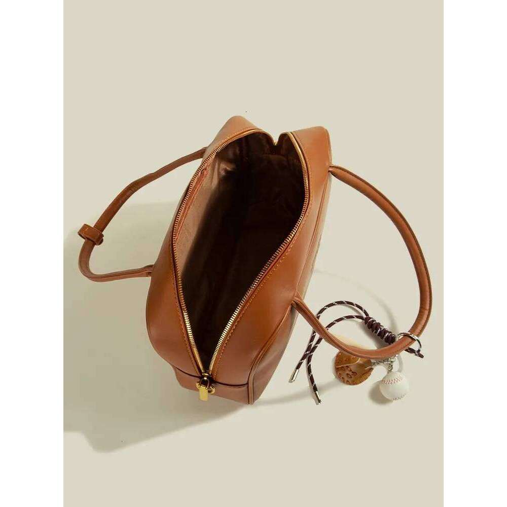 Designer 2025 Portable Bowling Women's Spring And Summer Tide Tote Large-Capacity Shoulder Messenger Bag